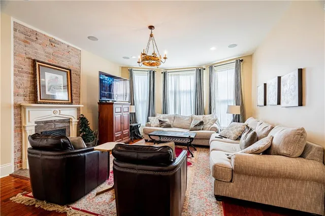 $992,000 | 1800 Esplanade Avenue, New Orleans, LA 70116