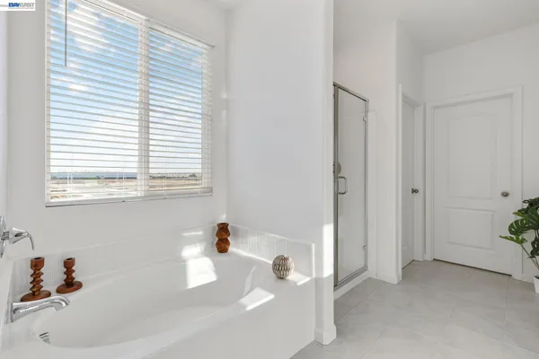 $680,000 | 337 Frizzante Lane, Manteca, CA 95337