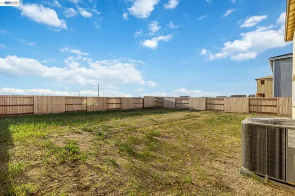 $680,000 | 337 Frizzante Lane, Manteca, CA 95337