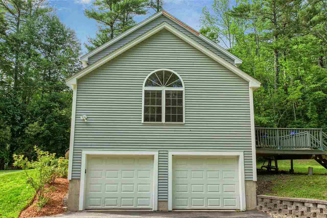 13 Youngs Crossing Road Pelham, NH 03076 - Photo 4 of 39 Gallery Image 4