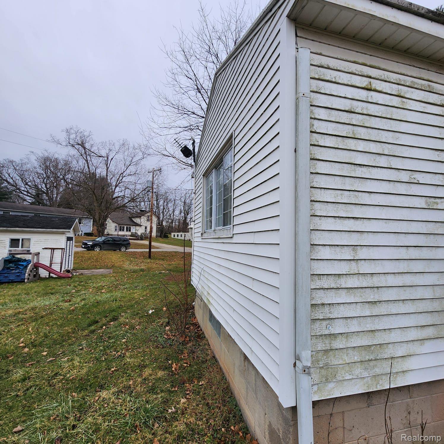 515 City Road Manchester, MI 48158 - Photo 3 of 23 Gallery Image 3