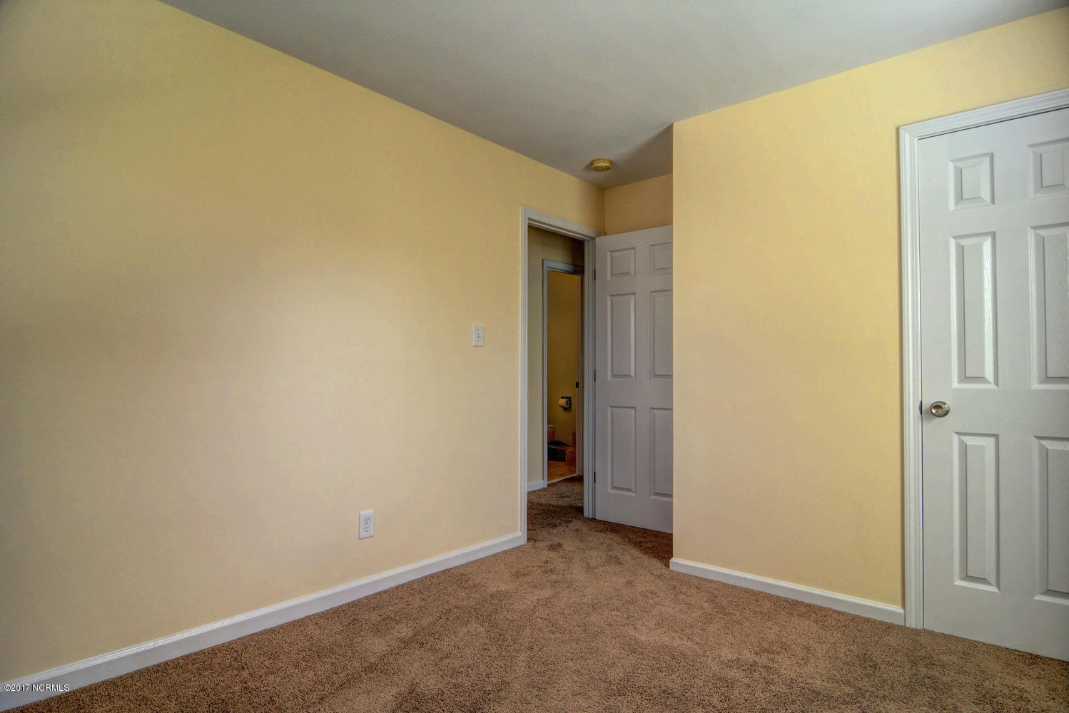 233 Tanbridge Road Wilmington, NC 28405 - Photo 18 of 25 233 Tanbridge Rd Wilmington NC-large-018