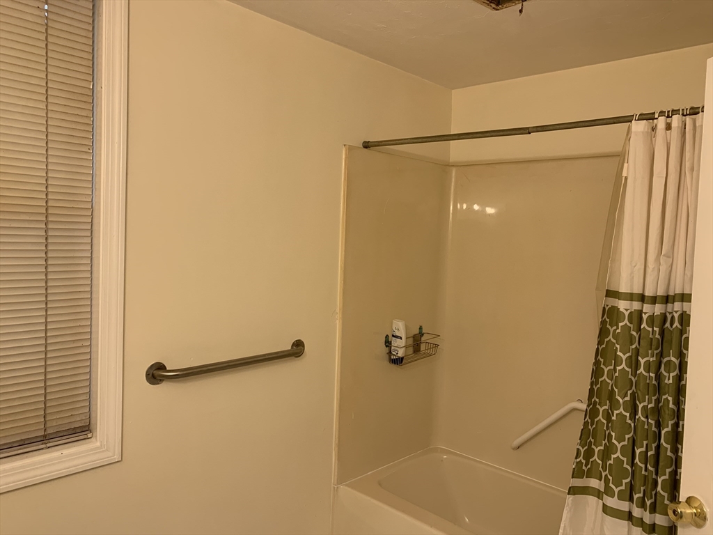 4 South Ward Street Worcester, MA 01610 - Photo 20 of 24