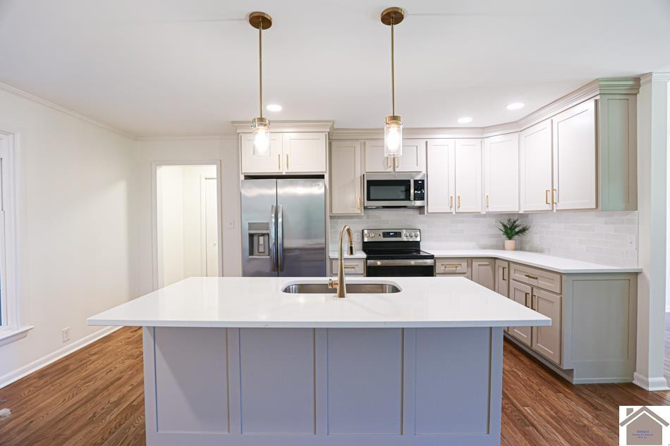 153 Kennedy Road Paducah, KY 42001 - Photo 14 of 33 Kitchen