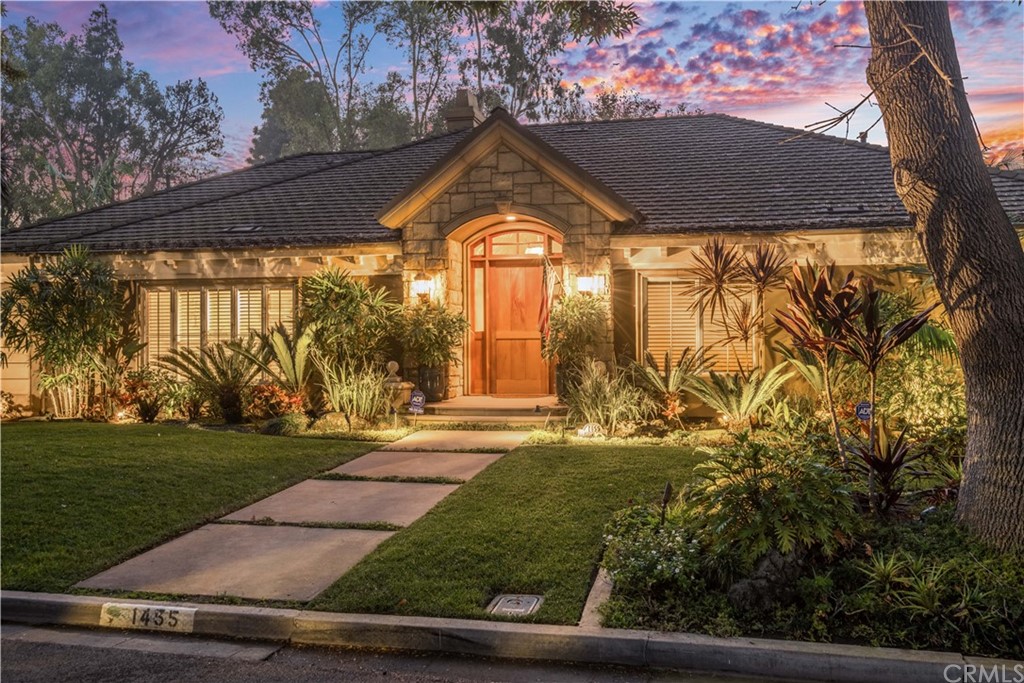 1455 Bryant Drive Long Beach, CA 90815 - Photo 2 of 6 a house view with a garden space