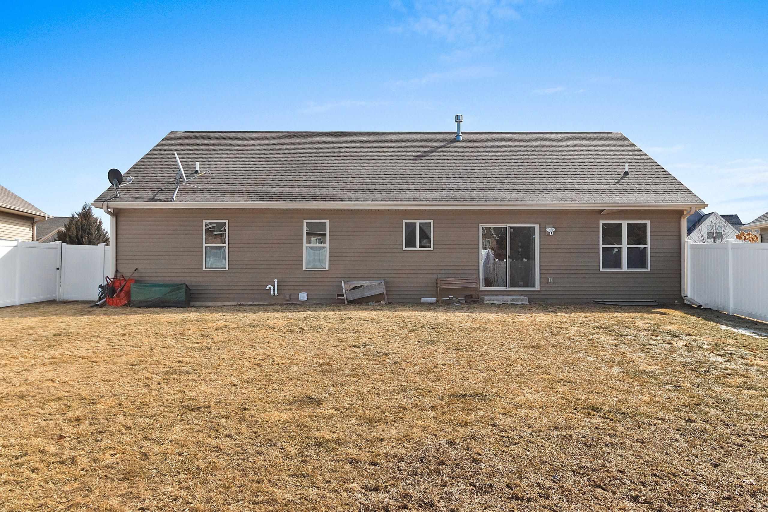 517 Pebblestone Circle Hobart, WI 54155 - Photo 54 of 56
