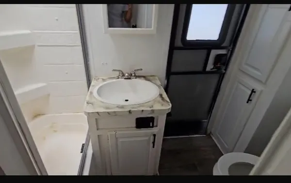 $1,000 | 925 Northwest 14th Street, Fort Lauderdale, FL 33311