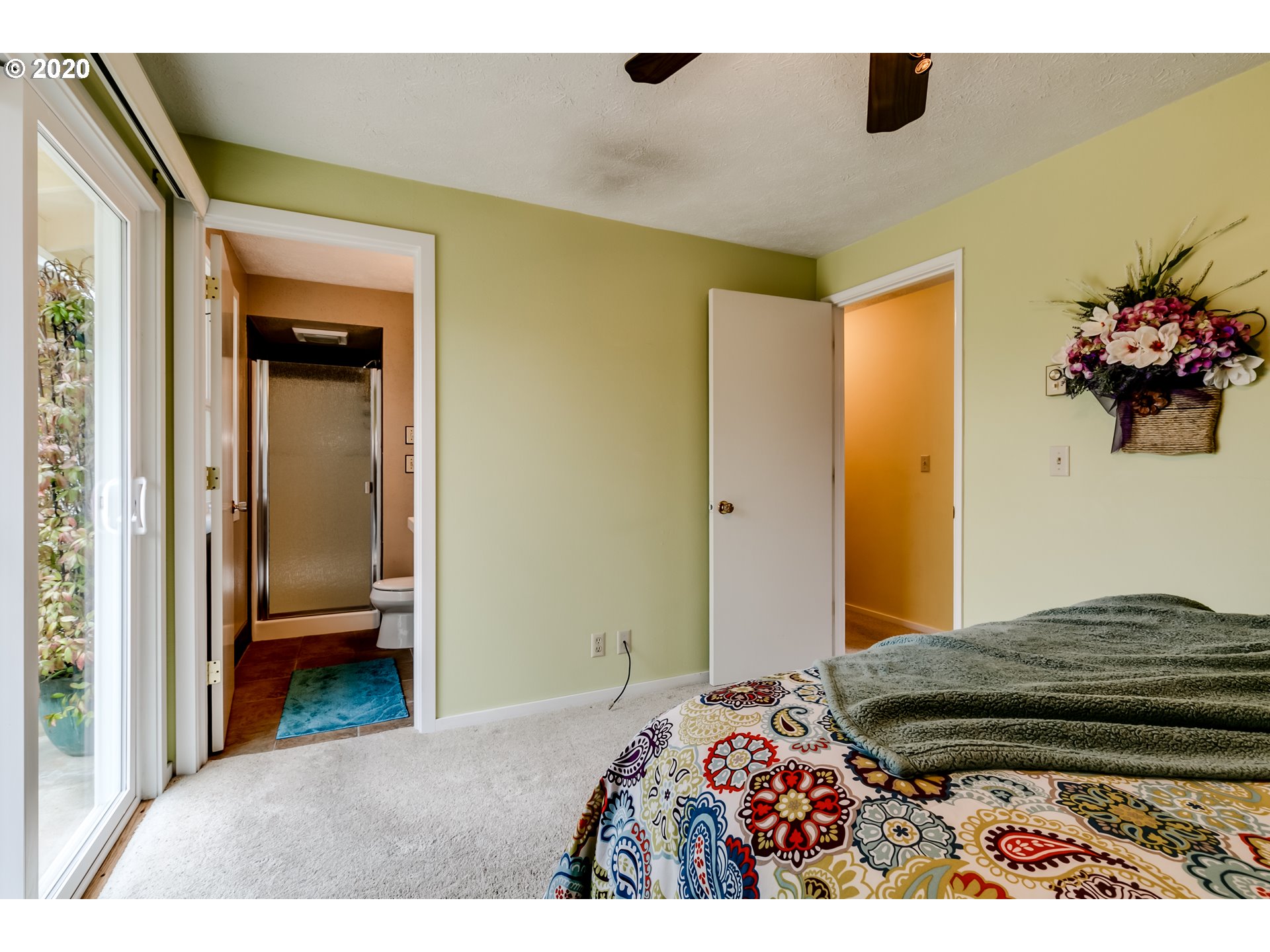 2440 North 17th Street Springfield, OR 97477 - Photo 15 of 26