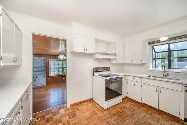 $2,100 | 42 North Fernwood Drive, Rockledge, FL 32955