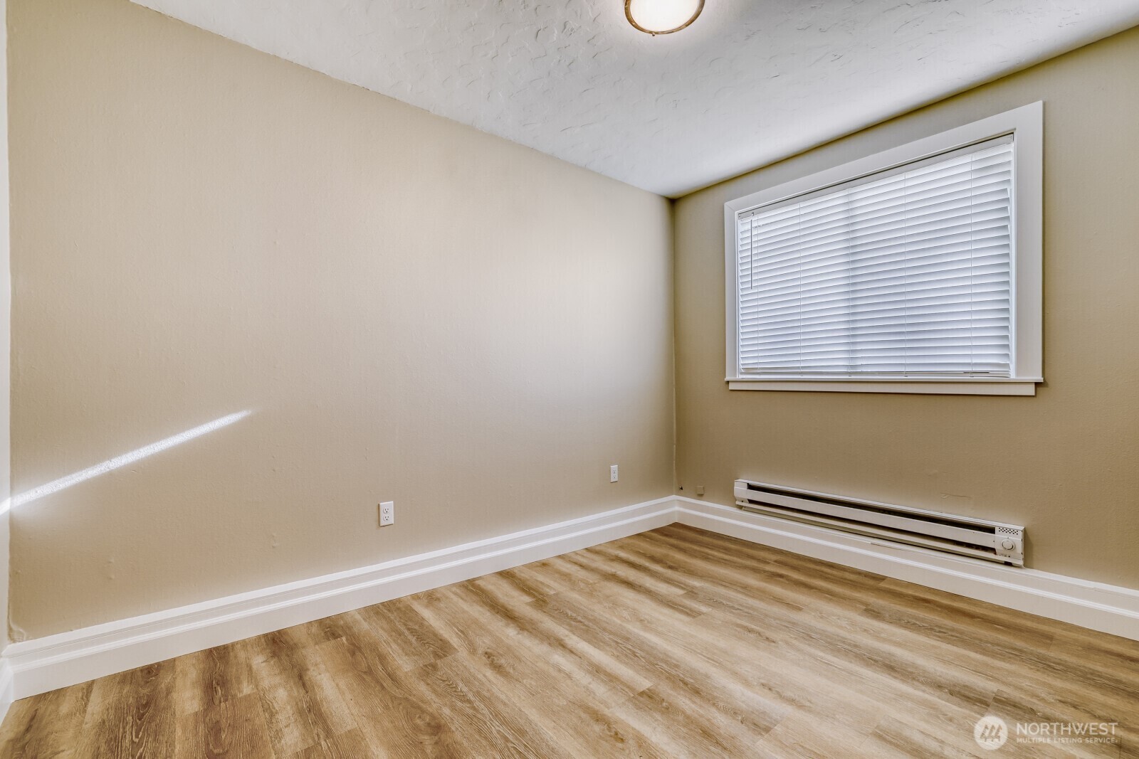 112 Raspberry Lane Sultan, WA 98294 - Photo 19 of 25 an empty room with windows