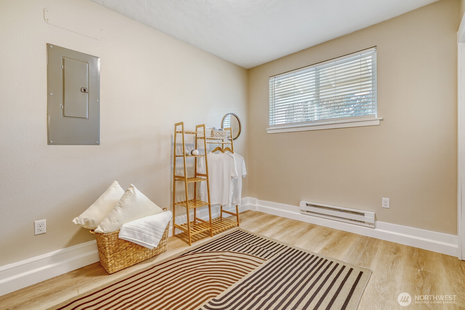 112 Raspberry Lane Sultan, WA 98294 - Photo 20 of 25 a bedroom with a bed and a window