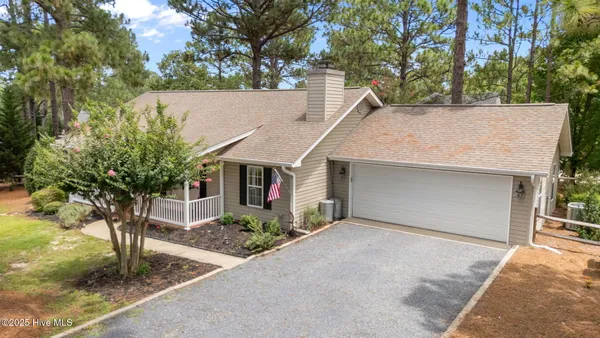 $412,900 | 39 Bedford Circle, Pinehurst, NC 28374