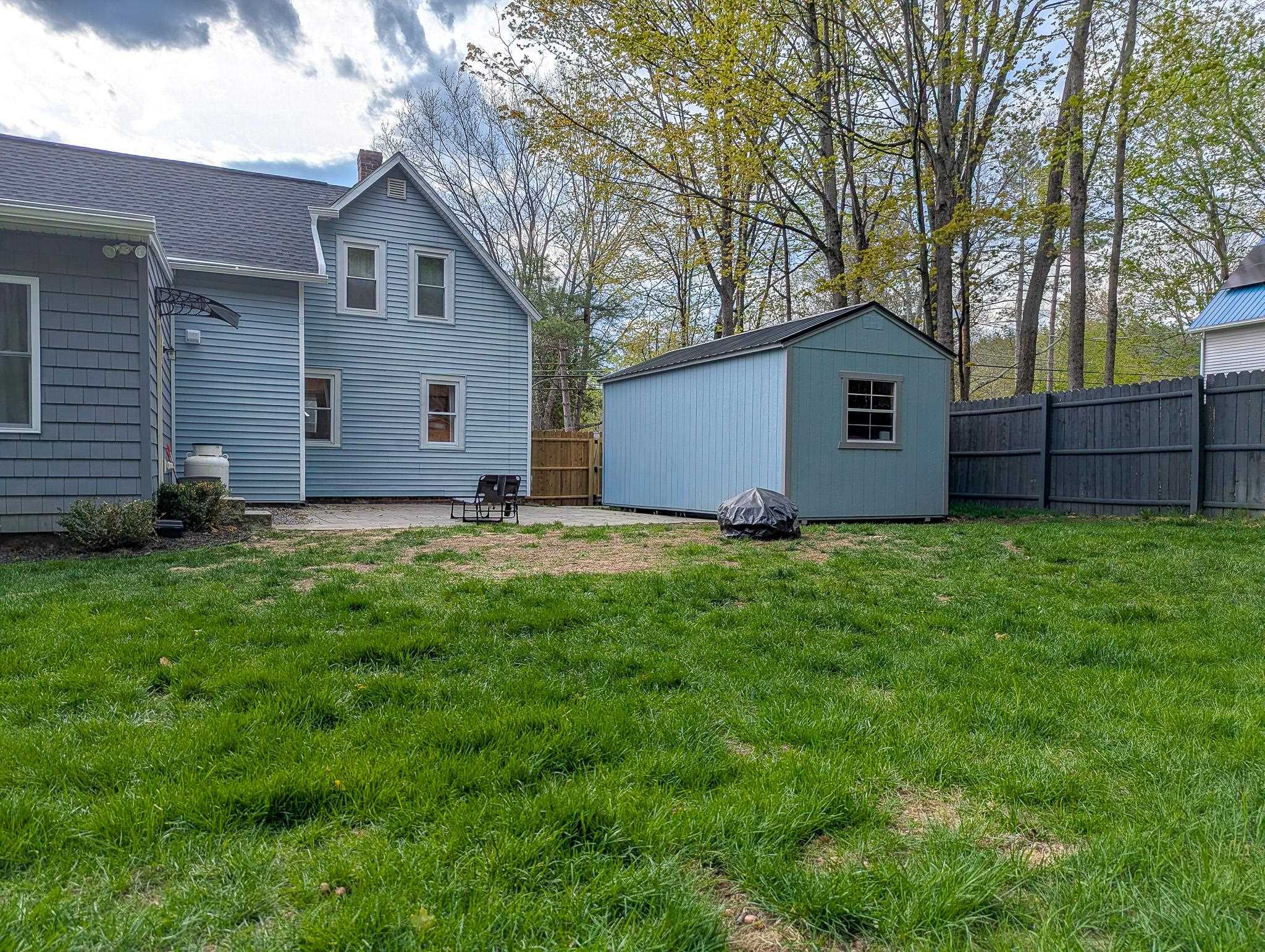 65 Sullivan Street Keene, NH 03431 - Photo 6 of 54