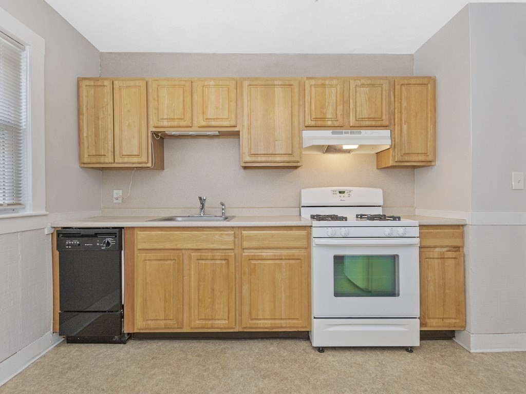 549 Main Street, Unit 2 Watertown, MA 02472 - Photo 10 of 25