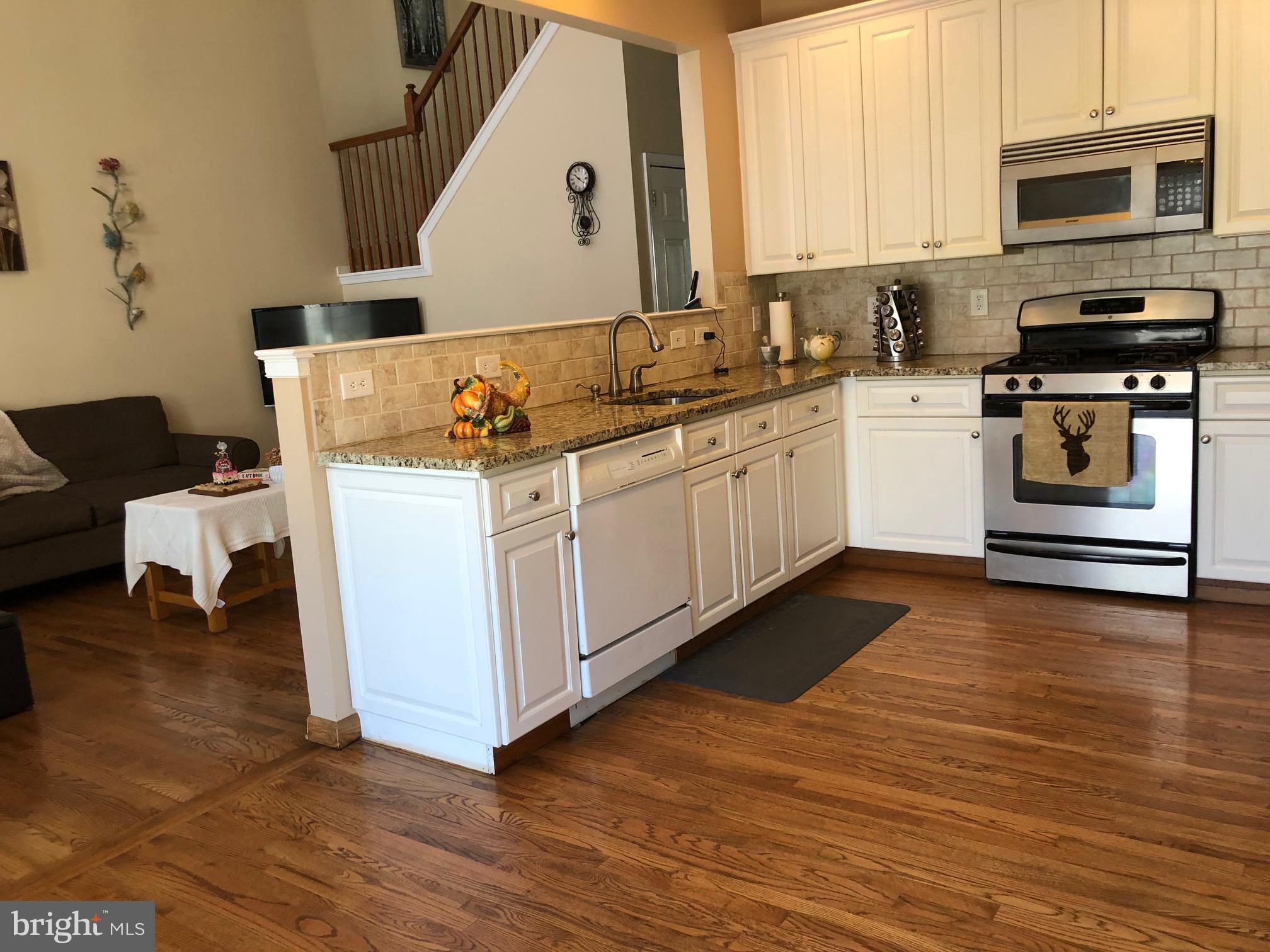 81 Windingbrook Road Bordentown, NJ 08505 - Photo 8 of 22 Updated Kitchen