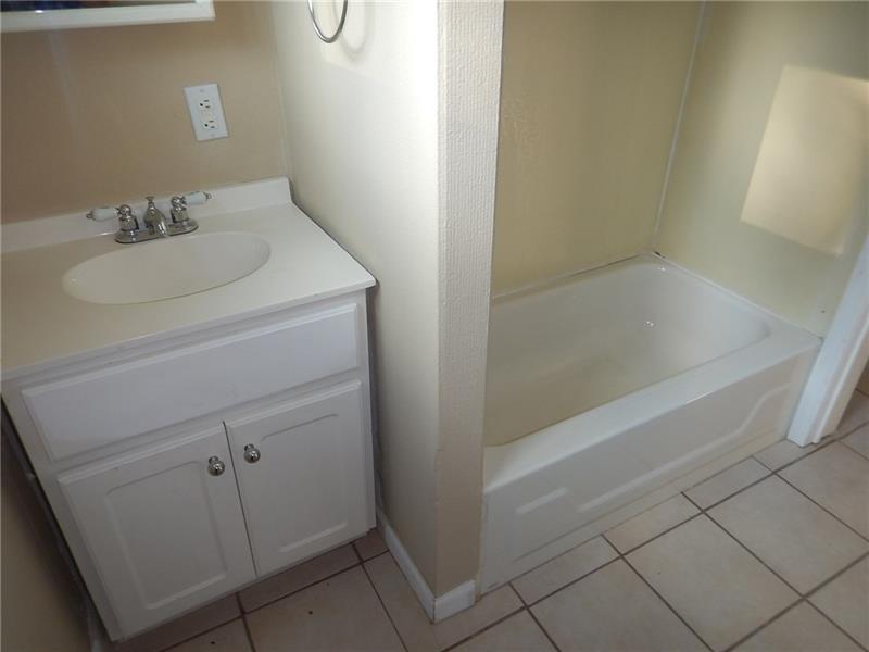 1918 Fox Chapel Road Pittsburgh, PA 15238 - Photo 14 of 24 1ST FLOOR FULL BATH ROOM