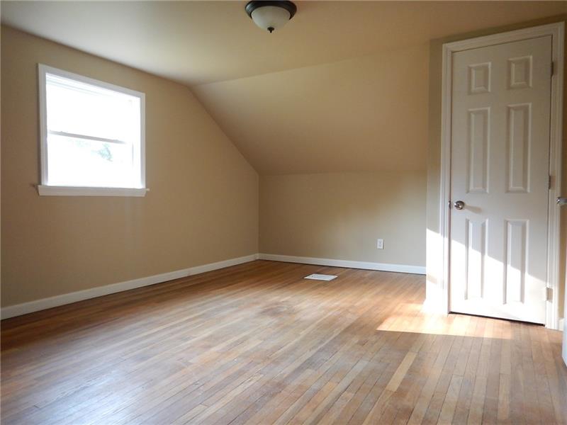 1918 Fox Chapel Road Pittsburgh, PA 15238 - Photo 18 of 24 2ND BEDROOM ON UPPER FLOOR HAS HARD WOOD FLOOR