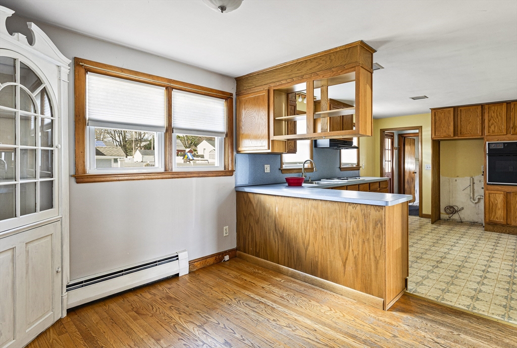 13 Ballydrain Road Framingham, MA 01701 - Photo 10 of 24