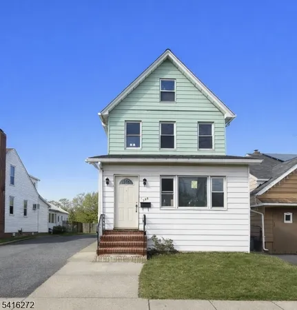 $3,800 | 247 East 1st Street, Clifton, NJ 07011