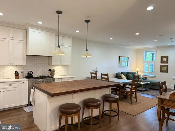 $899,900 | 1232 I Street Northeast, Unit 1, Washington, DC 20002