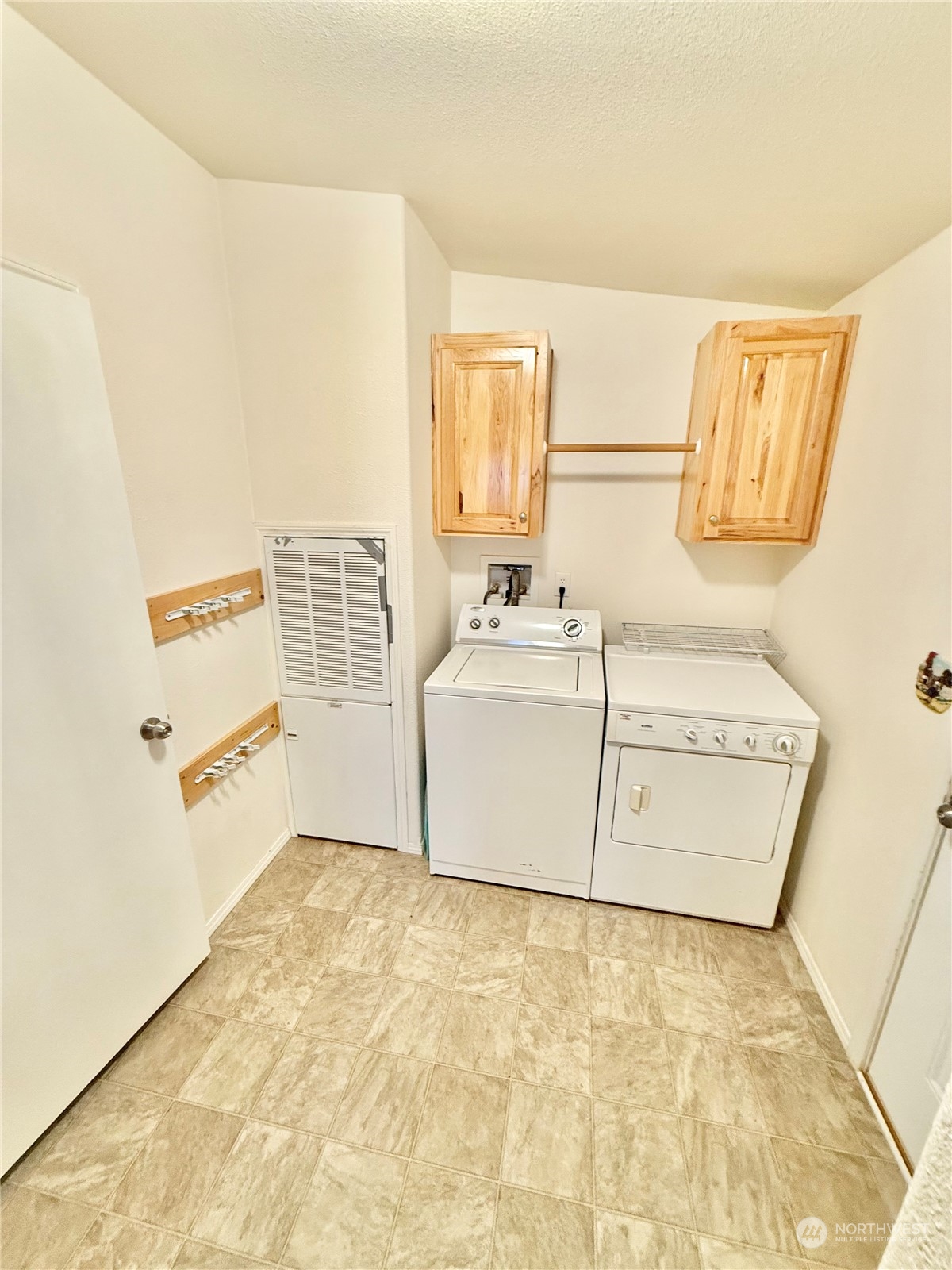 7525 Northeast Rd D Moses Lake, WA 98837 - Photo 13 of 27 Gallery Image 13