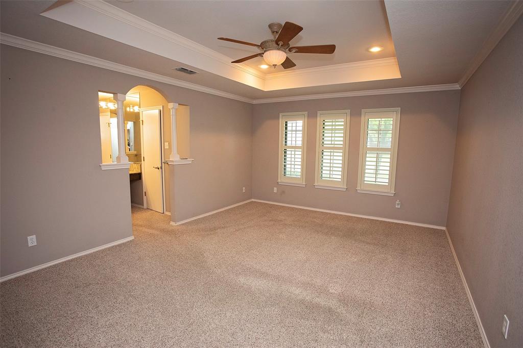 1305 Cliff Drive Graham, TX 76450 - Photo 27 of 37 a view of a livingroom with a ceiling fan and window