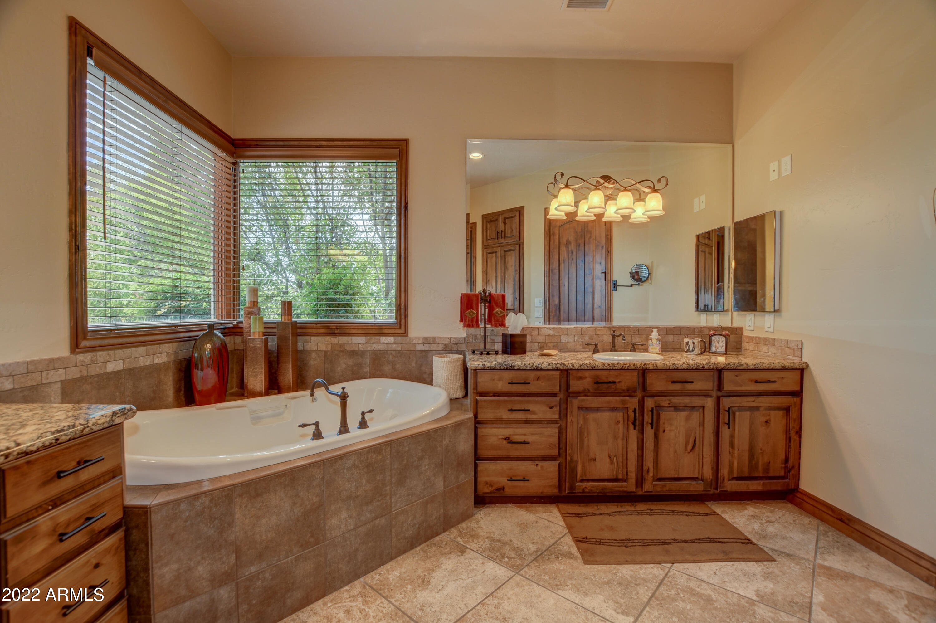 4390 Fort Bridger Road Prescott, AZ 86305 - Photo 29 of 83 030_Primary Bathroom