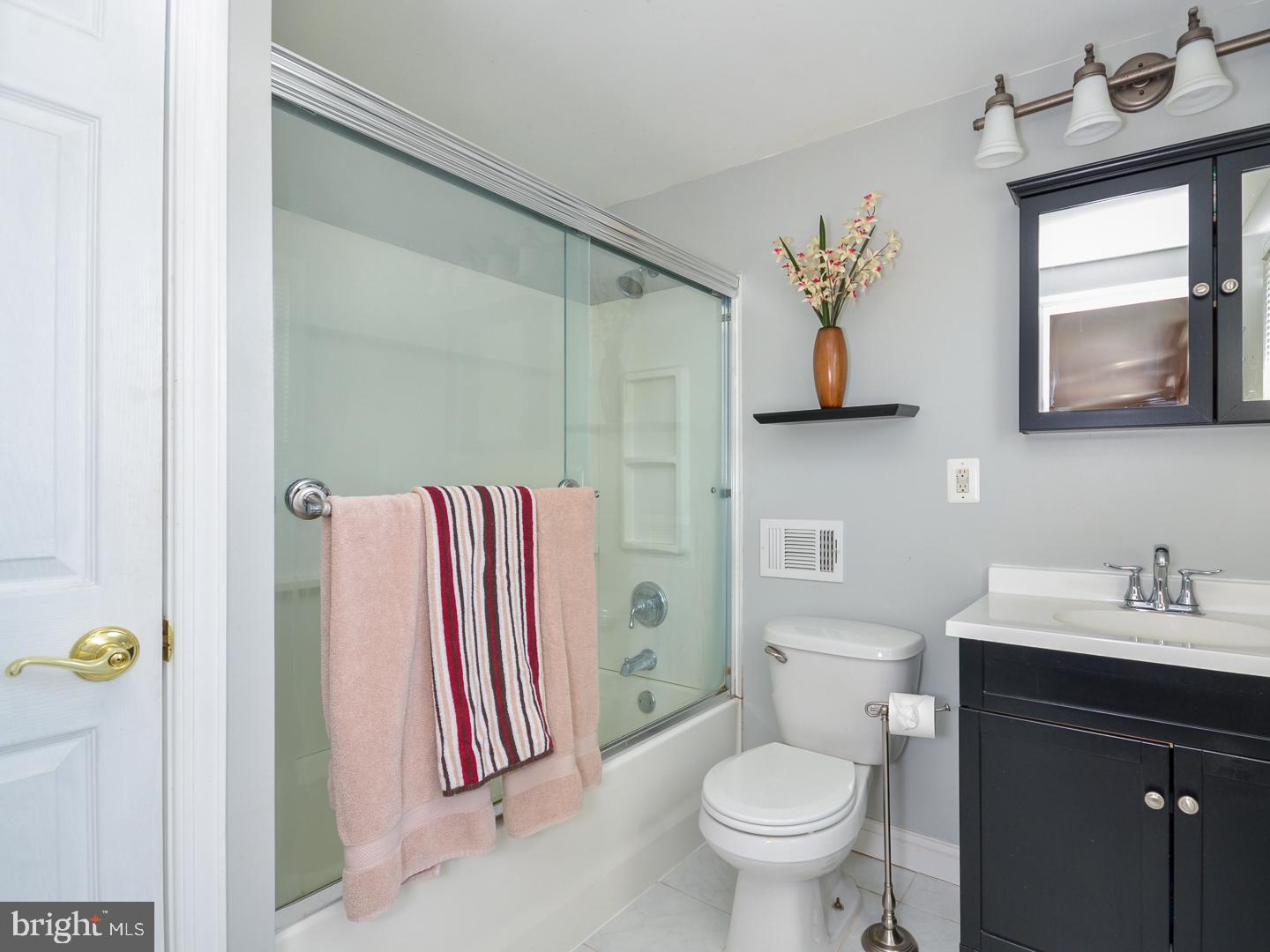 105 Cooper Road Voorhees, NJ 08043 - Photo 21 of 24 Master Bathroom