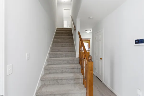 $258,000 | 208 State Rd S-30-874, Clinton, SC 29325