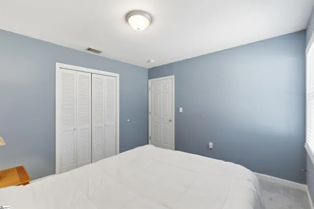 $270,000 | 208 State Rd S-30-874, Clinton, SC 29325