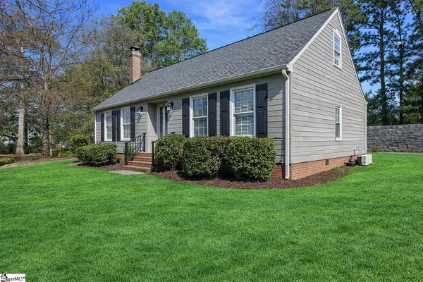 $258,000 | 208 State Rd S-30-874, Clinton, SC 29325