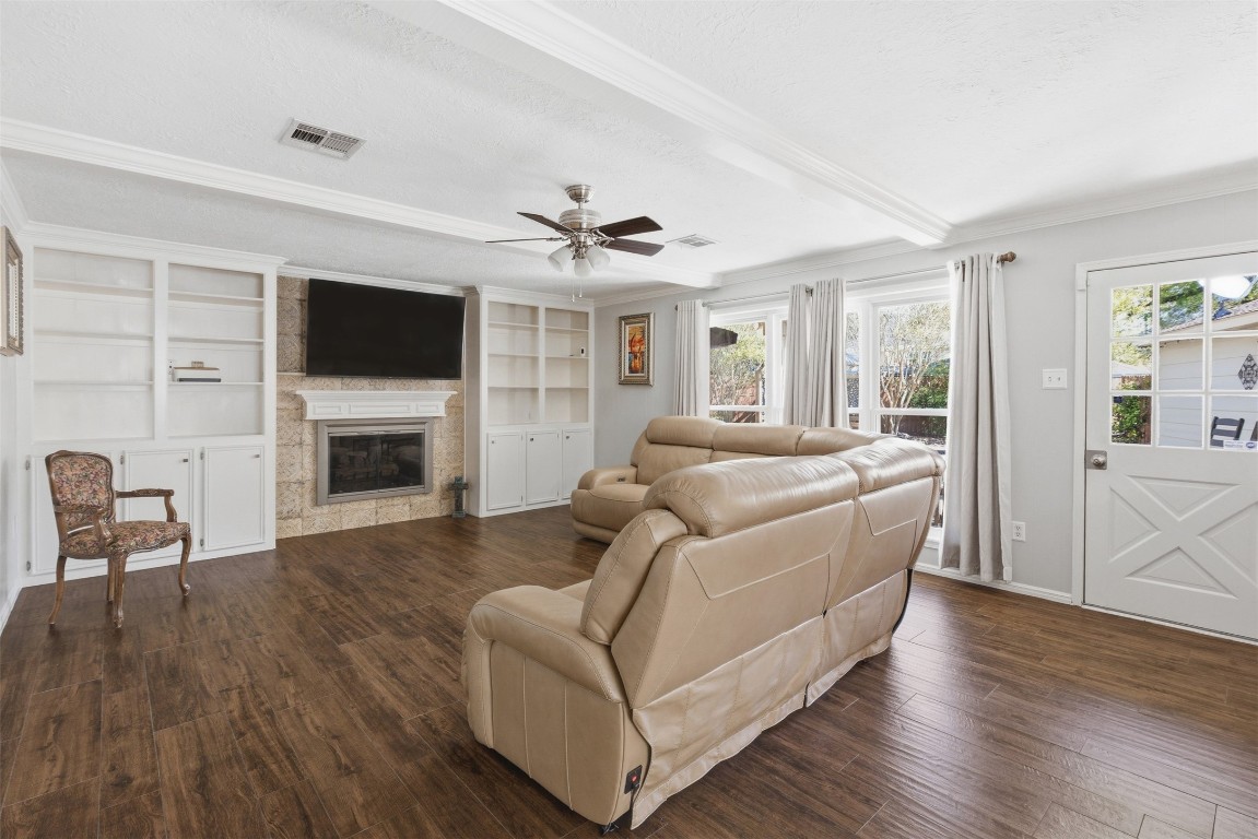 17010 Hillswind Circle Spring, TX 77379 - Photo 18 of 45