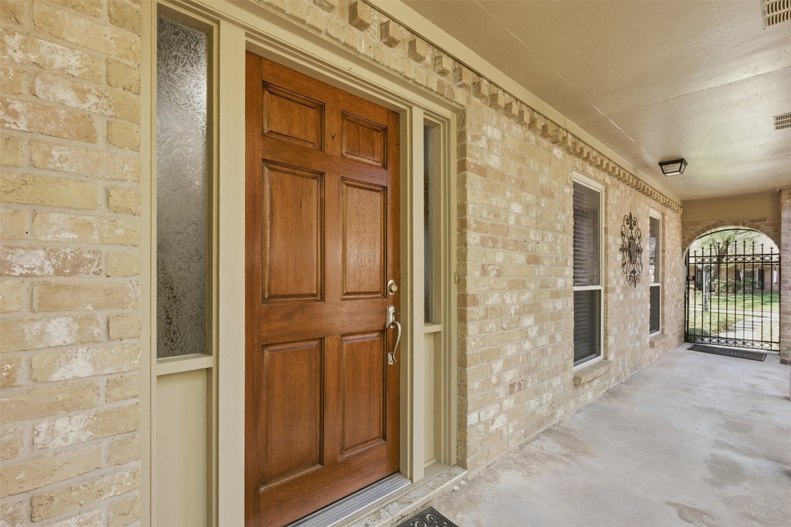 17010 Hillswind Circle Spring, TX 77379 - Photo 5 of 45