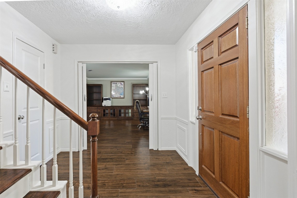 17010 Hillswind Circle Spring, TX 77379 - Photo 7 of 45