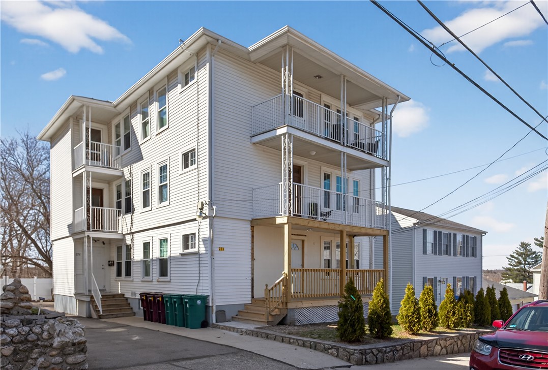 277 Ward Street Woonsocket, RI 02895 - Photo 3 of 50