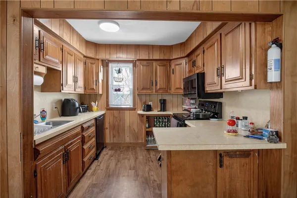 $699,900 | 277 Ward Street, Woonsocket, RI 02895