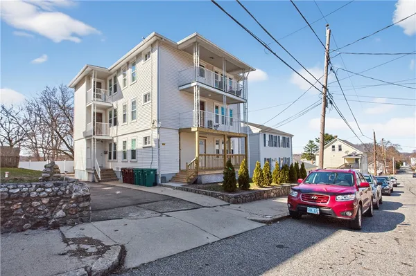 $699,900 | 277 Ward Street, Woonsocket, RI 02895