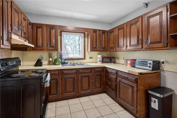 $699,900 | 277 Ward Street, Woonsocket, RI 02895