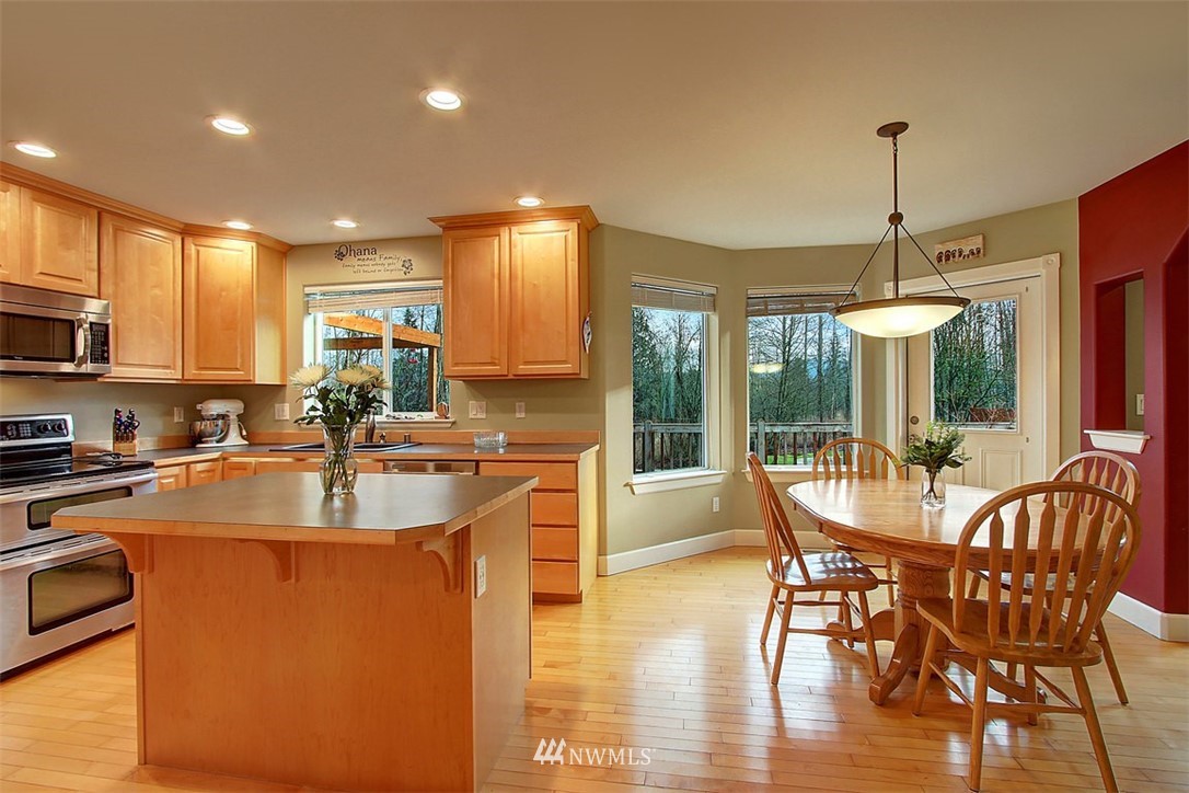 13773 Chain Lake Road Monroe, WA 98272 - Photo 7 of 25 Gallery Image 7