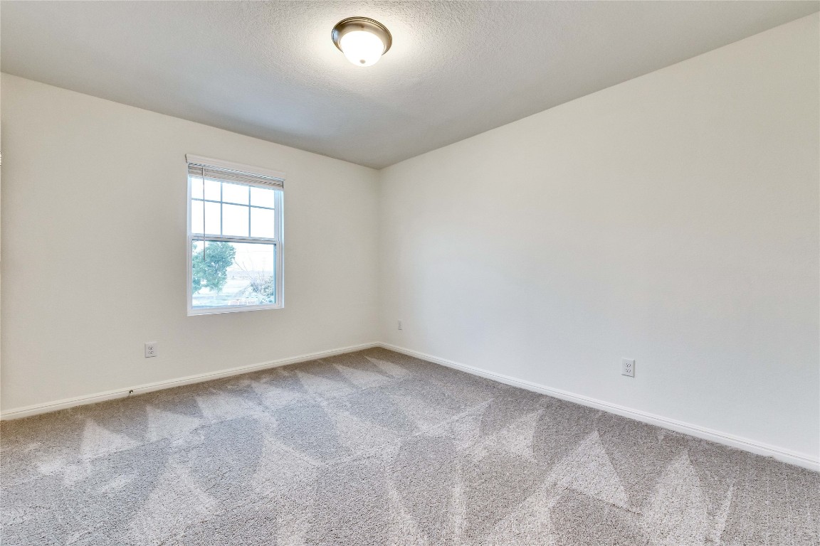 1008 Gray Fox Loop Hutto, TX 78634 - Photo 11 of 21