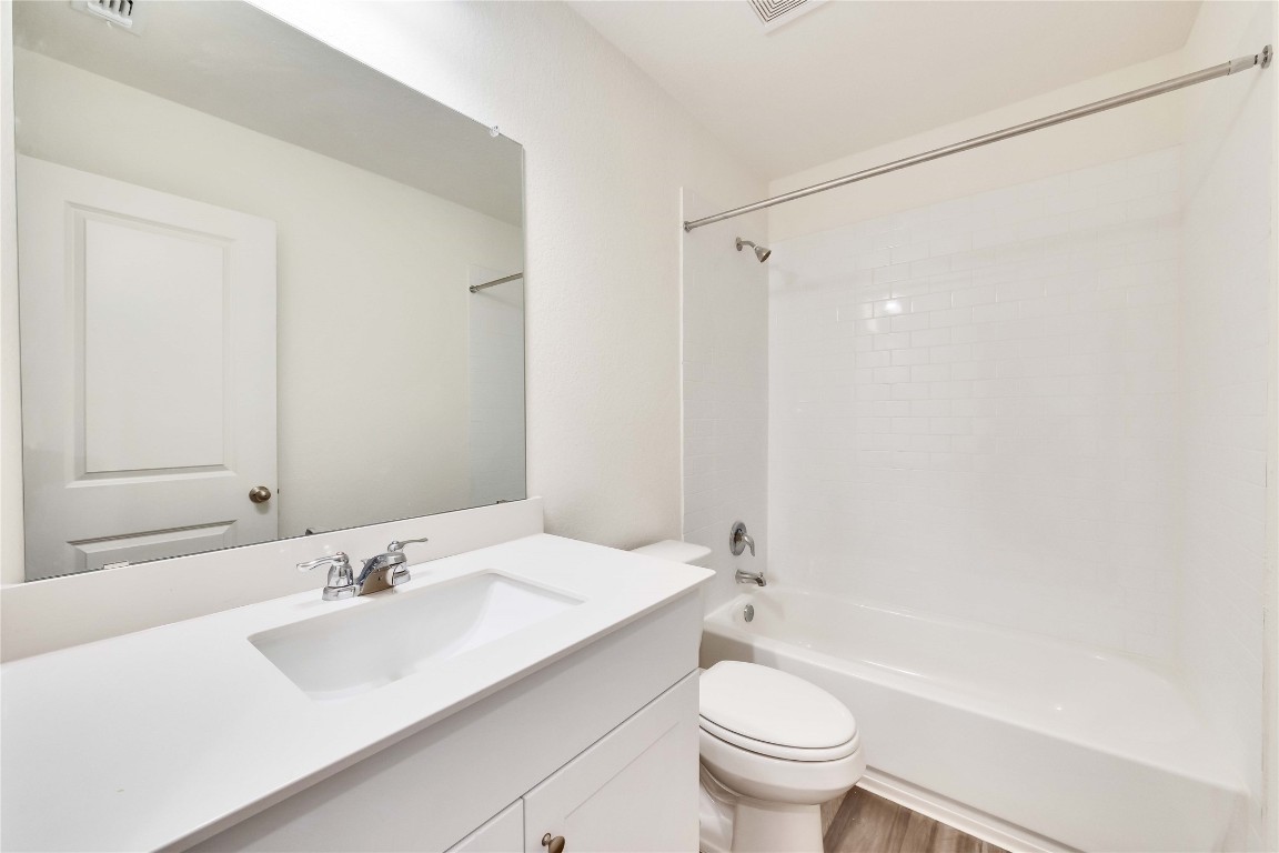 1008 Gray Fox Loop Hutto, TX 78634 - Photo 13 of 21