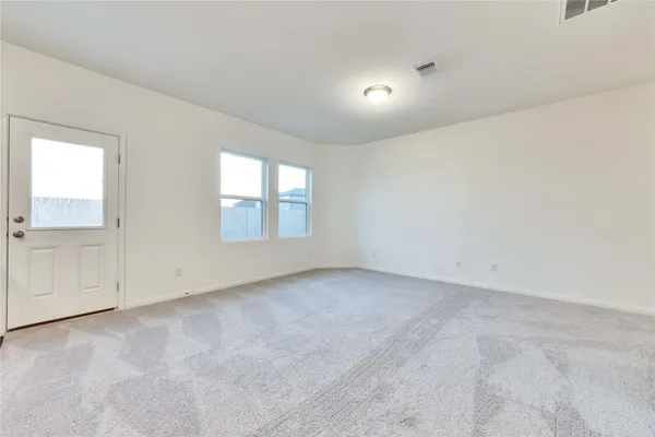 $1,775 | 1008 Gray Fox Loop, Hutto, TX 78634