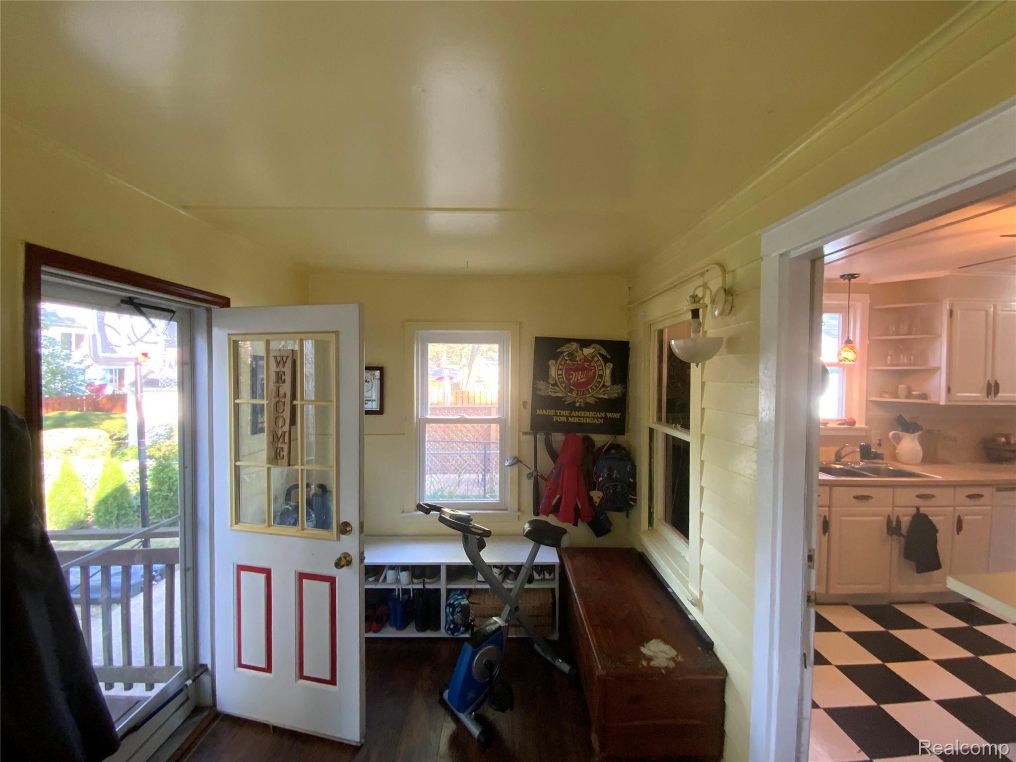 2152 Roslyn Road Grosse Pointe, MI 48236 - Photo 22 of 41 Photo Sep 21, 5 17 49 PM.jpg