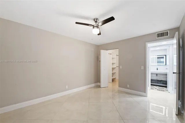 a close view of sink