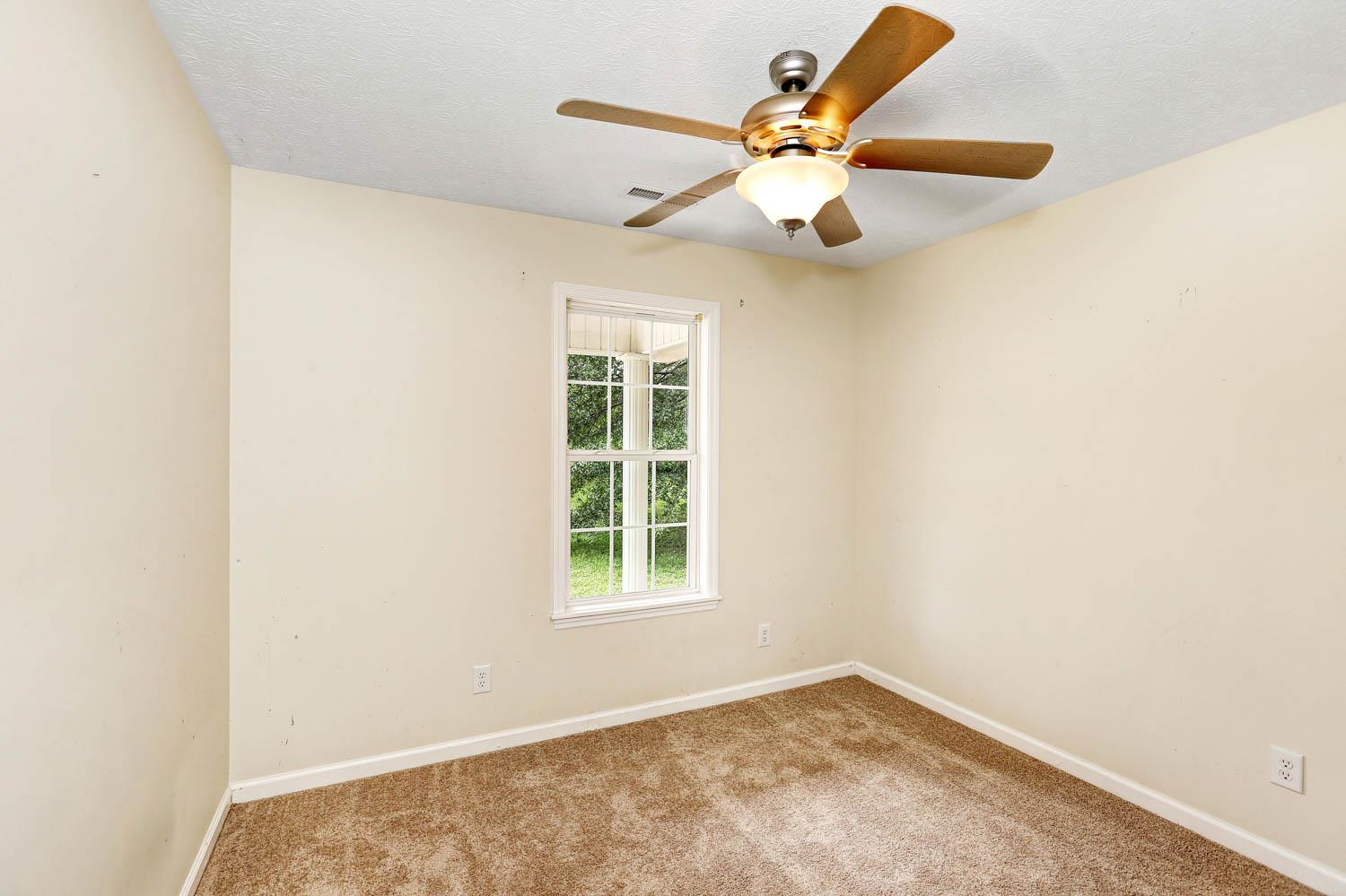 22440 Fain Road Elkmont, AL 35620 - Photo 15 of 20