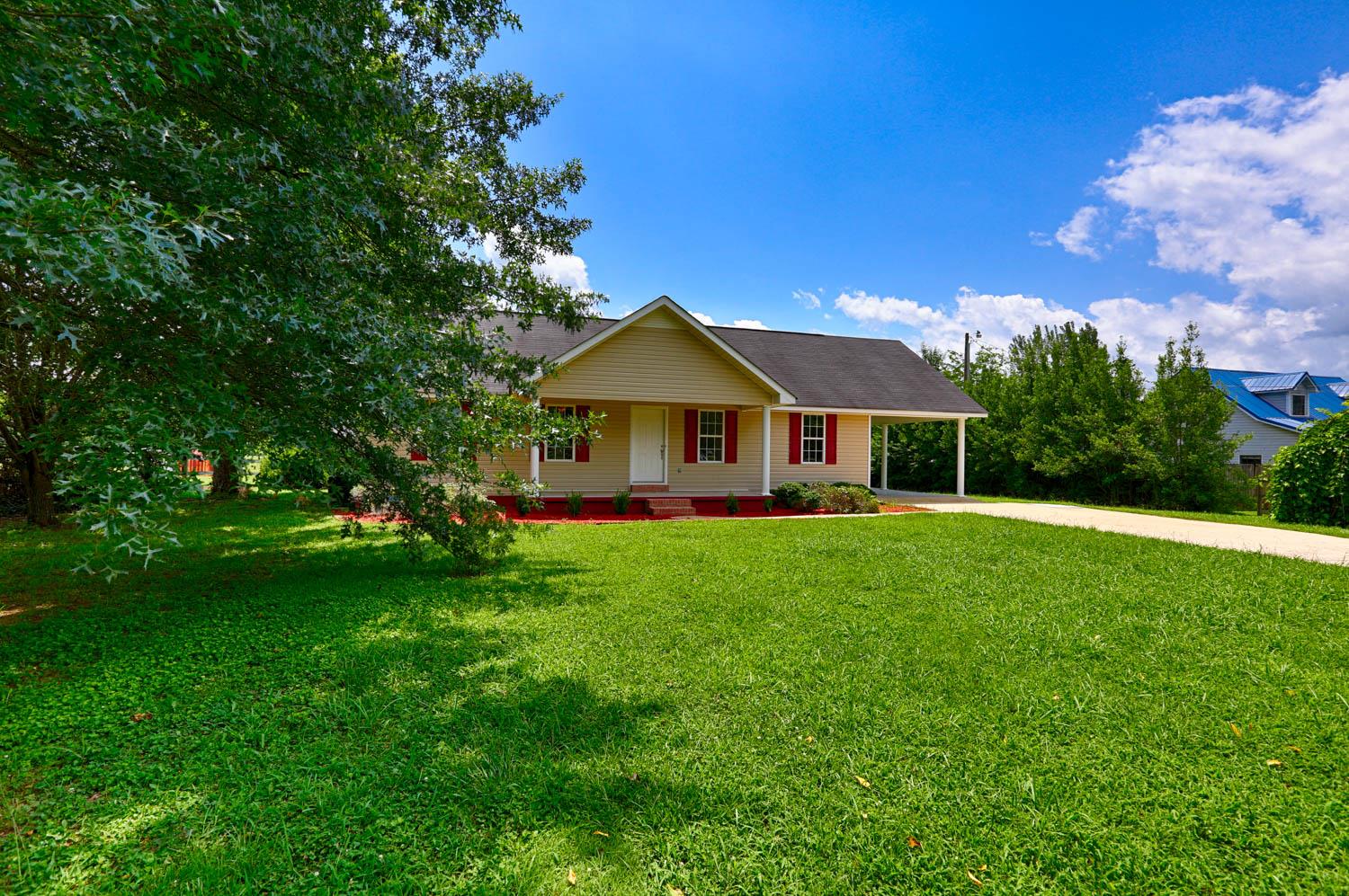 22440 Fain Road Elkmont, AL 35620 - Photo 3 of 20