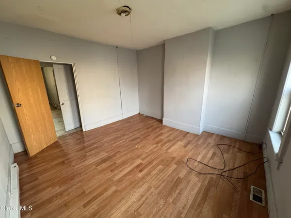 $115,000 | 390 2nd Street, Albany, NY 12206