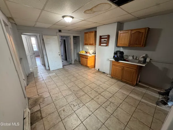 $115,000 | 390 2nd Street, Albany, NY 12206