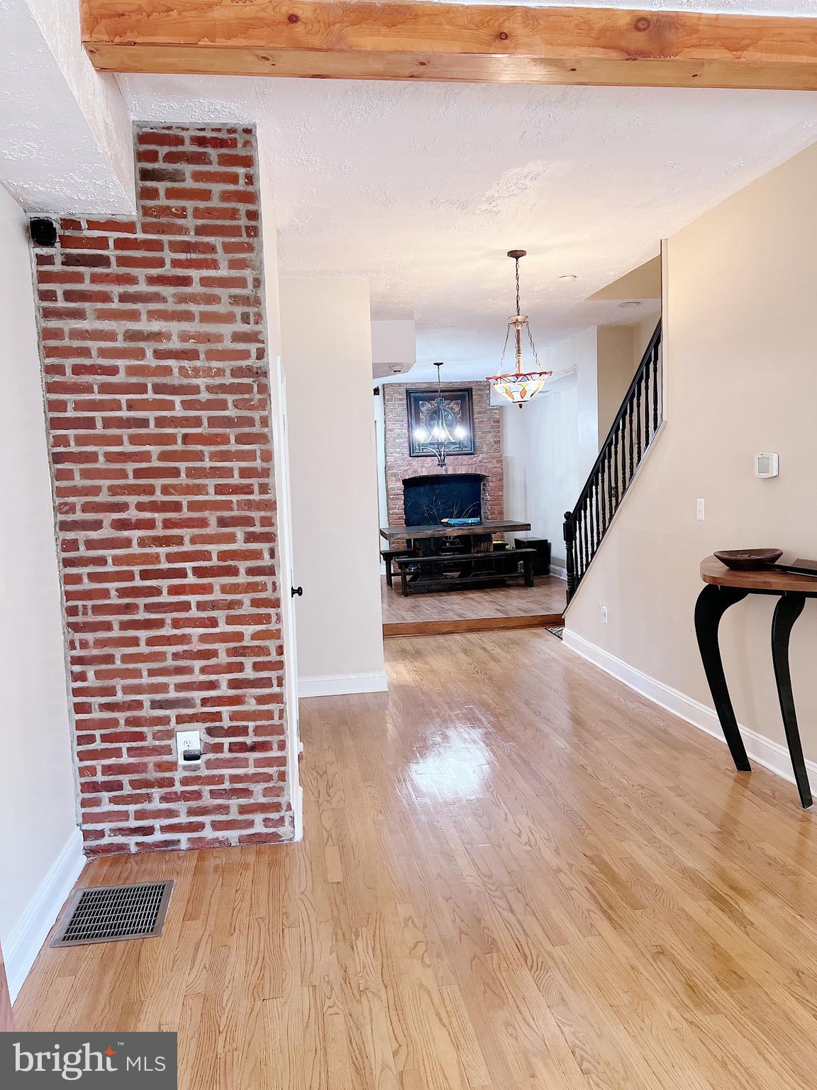 2263 Madison Avenue Baltimore, MD 21217 - Photo 12 of 41