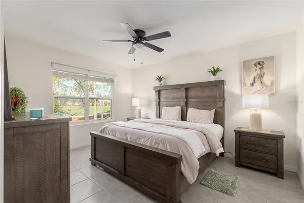 $2,100 | 149 Hickory Course, Ocala, FL 34472